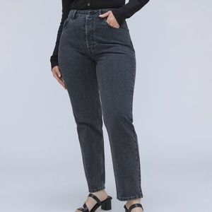 Everlane curvy 90’s cheeky straight jeans